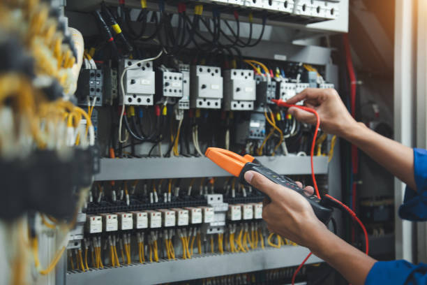 Best Electrical Outlet Repair  in Floresville, TX